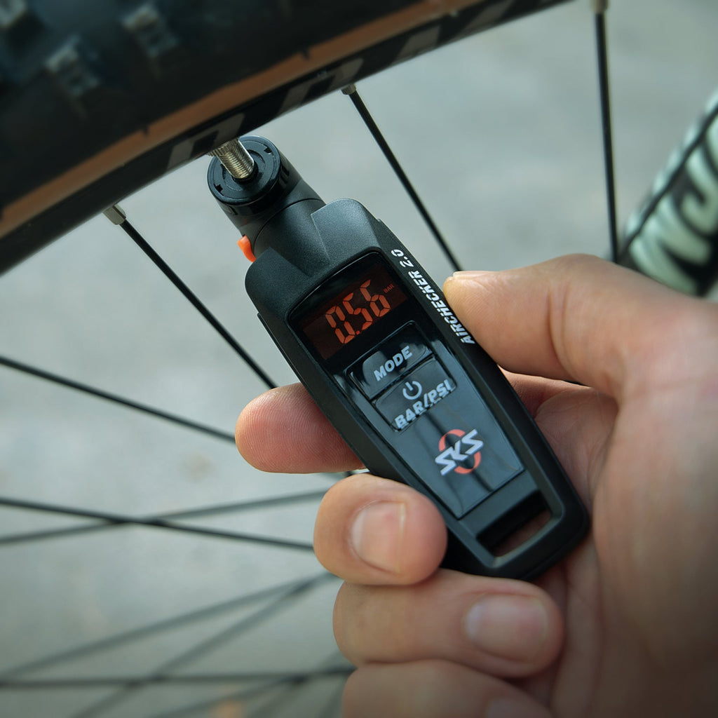 【新品未開封】SKS AIRCHECKER 2.0 デジタルエアゲージ Airchecker Digital Air Gauge – SKS USA